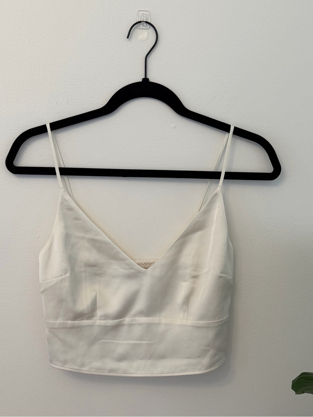 Abercrombie & Fitch Satin V-Neck Cropped Cami